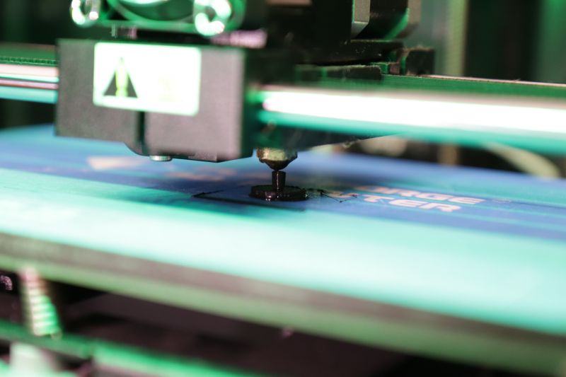 Datei:HW Sonstiges 3DDruck Haftung Raft.jpeg