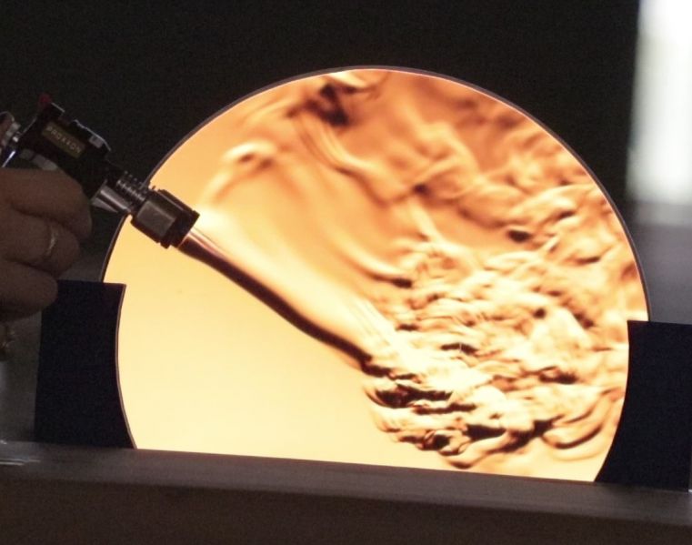 Datei:EXP Fotografie Schlierenfotografie Gasbrenner.jpg