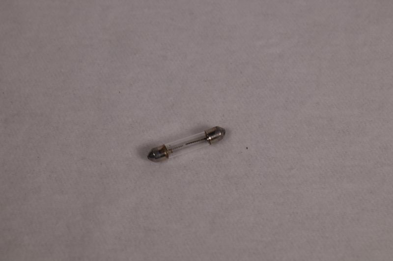 Datei:EXP Quantenphysik Hallwachs-Effekt Glimmlampe.jpg