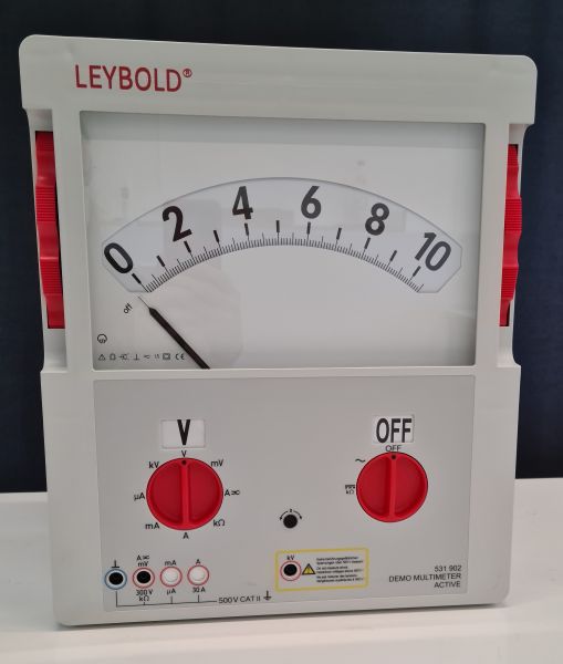 Datei:HW Sonstiges Demonstrationsmultimeter aktiv frontal.jpg
