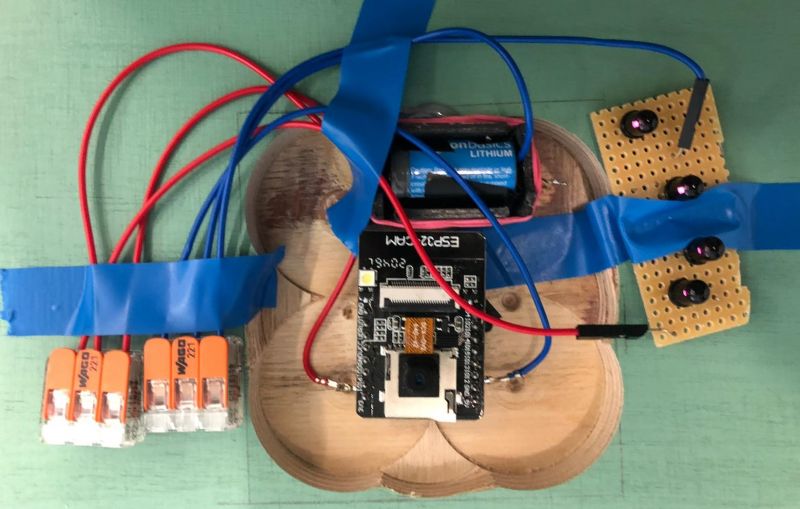 Datei:BP Sonstiges Vogelhaus Elektronik.jpeg