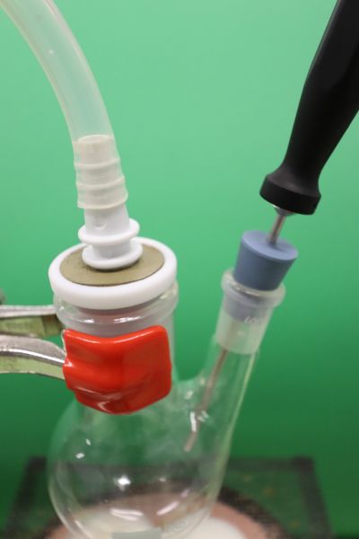 Datei:EXP Thermodynamik Ausdehnung Luft Glaskolben.JPG