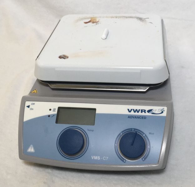 Datei:HW Sonstiges Magnetrührer mit Heizplatte.jpg